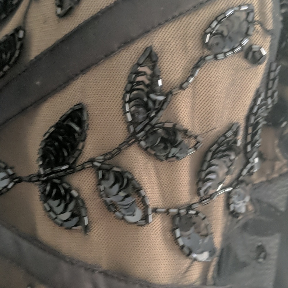 Dress - Picture 3 of 7